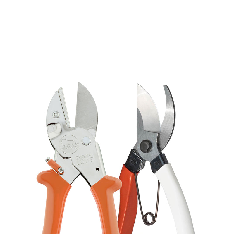 Anvil v Bypass Secateurs