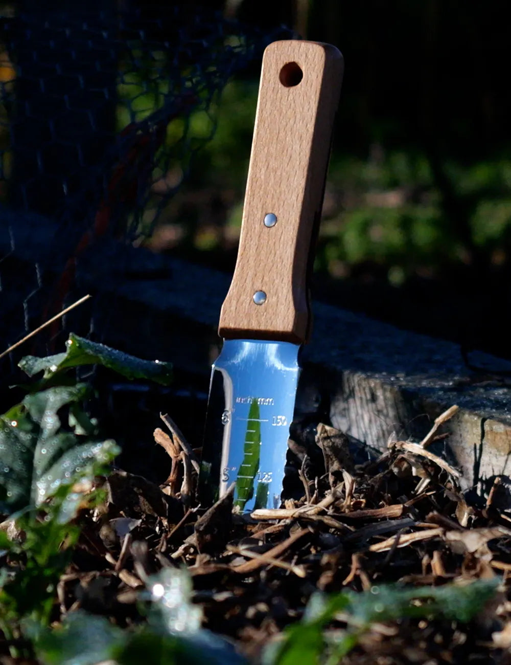 HoriHori garden mulitpurpose tool