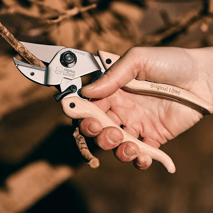 Natural No7  Clean-Cut Bypass Pruner