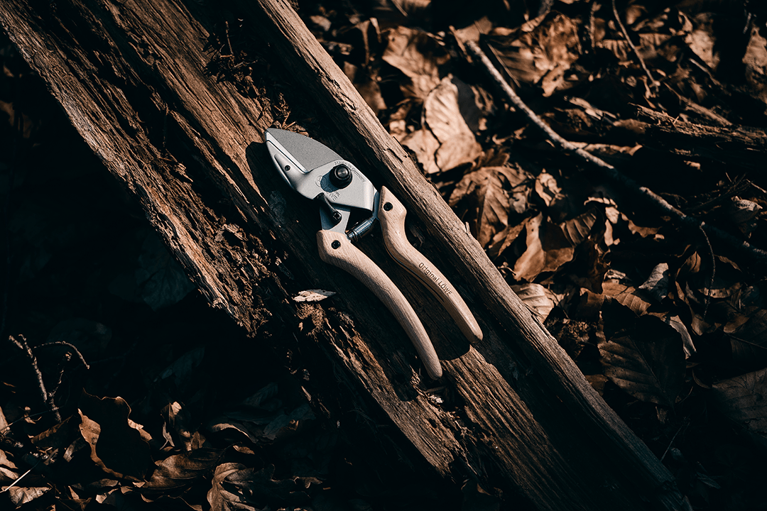 SECATEURS - NATURAL No6 (FAST CUT ANVIL PRUNERS)